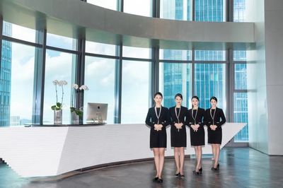 卓越荣耀，连获五奖 卓越商企服务竞争力日益凸显，赋能个人商务新生态