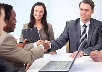 商务英语陪同口译服务市场分析 聚焦广州口译公司与个人译员